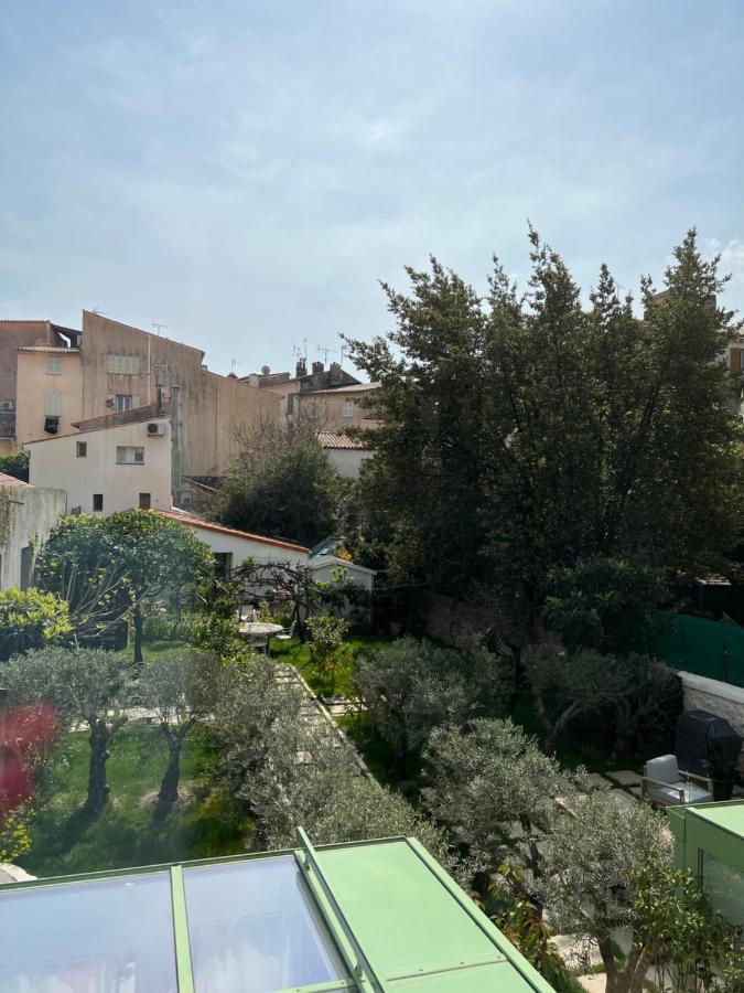 Amazing New Property In The Heart Of The Old Town Of Антиб Экстерьер фото